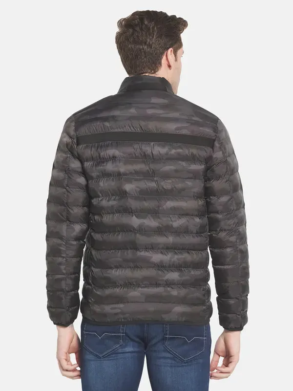 Men Black Camouflage Puffer Jacket