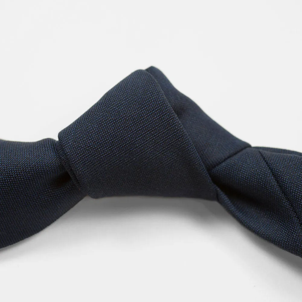 Navy lightweight wool tie, oxford weave