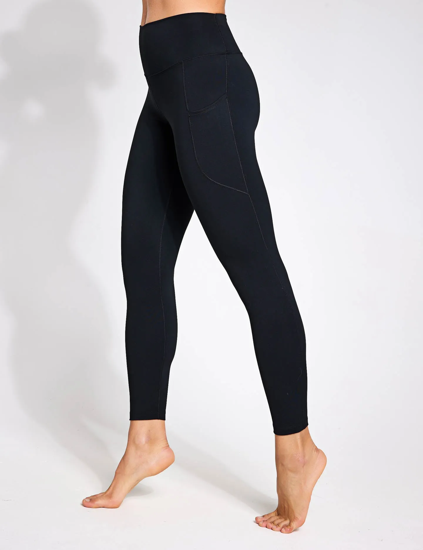 One High Waisted 7/8 Leggings with Pockets - Black