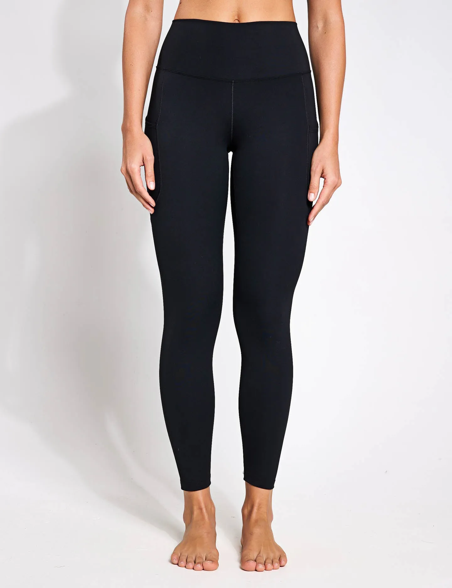 One High Waisted 7/8 Leggings with Pockets - Black