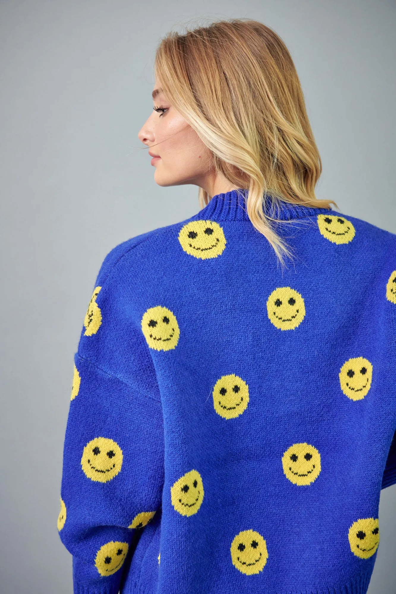 Smile Pattern Knit Cardigan