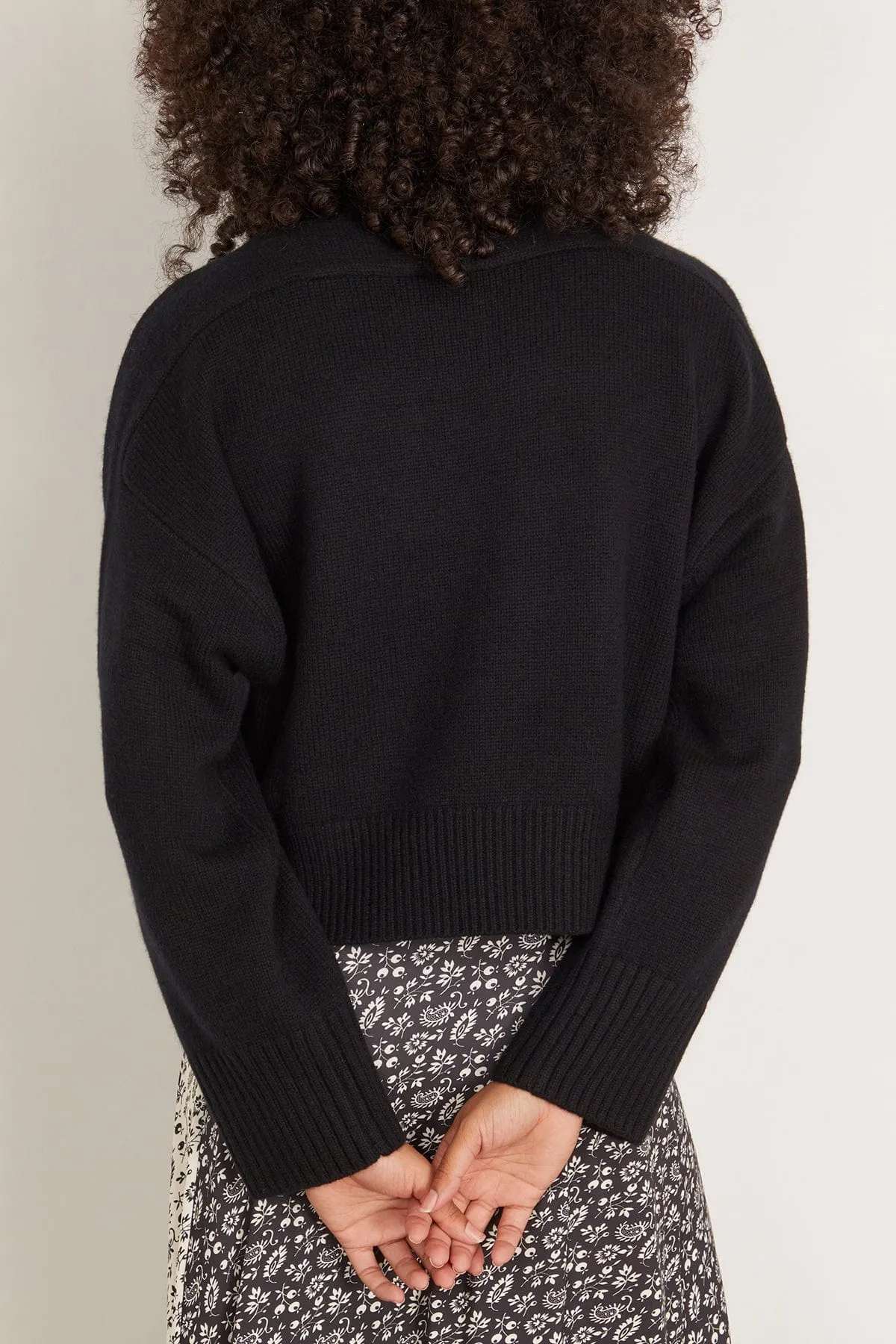 Stintino Collar Sweater in Black